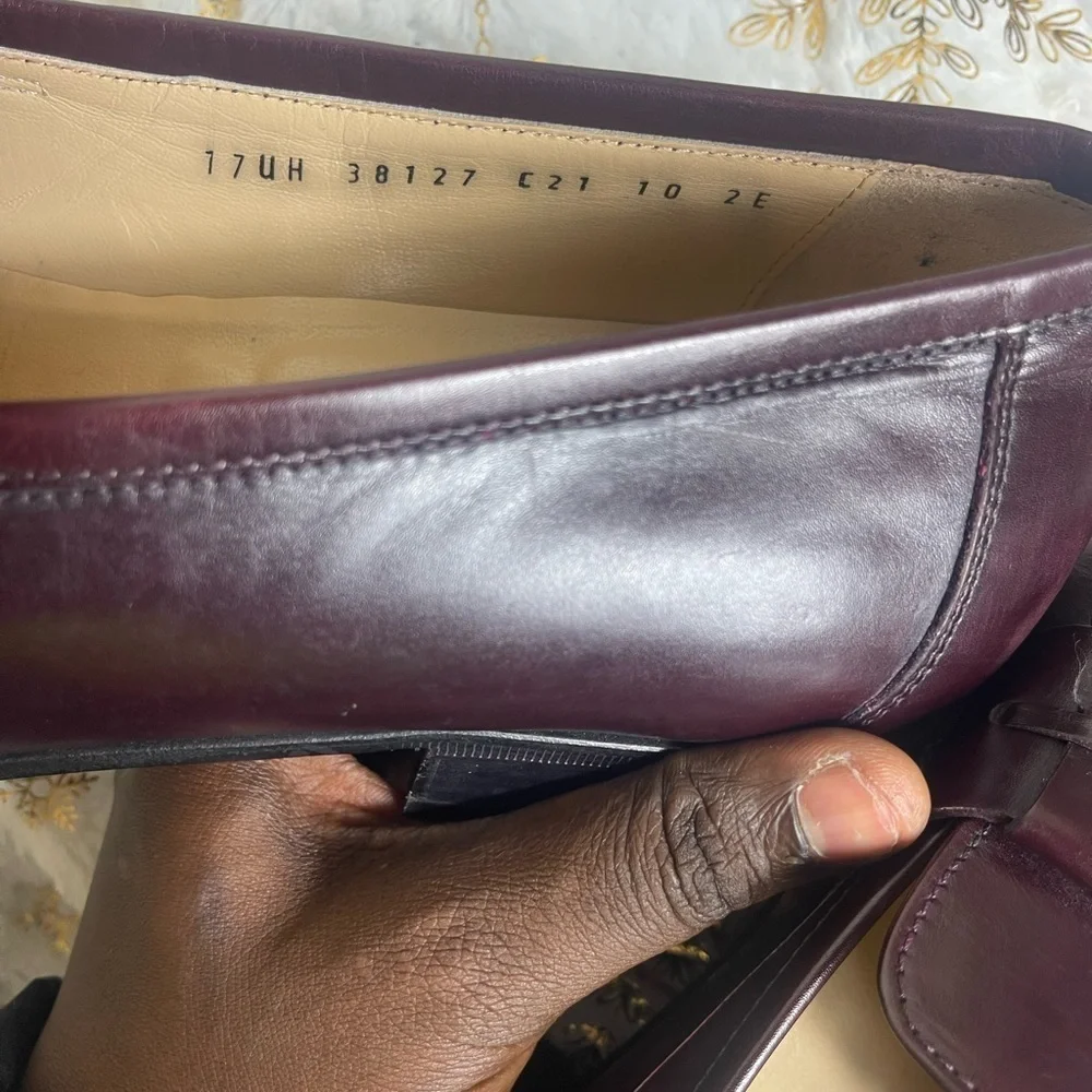 Salvatore Ferragamo Leather Lavorazione Originale Loafers